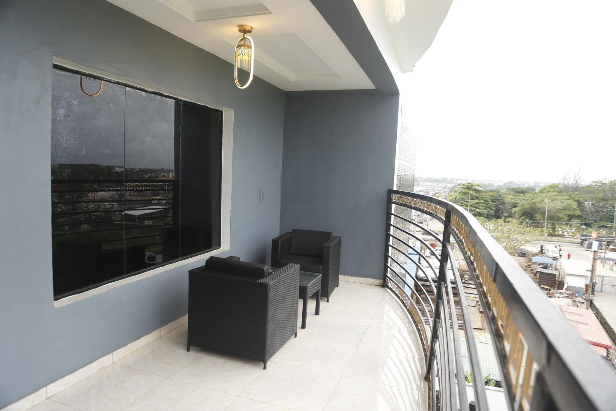 247 Luxury Hotel & Apartment Ajah Lekki Exterior photo